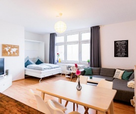 Helle Wohnung in TOP-Lage, Hasselbachplatz - Altstadt, W-LAN, 4 Schlafplätze